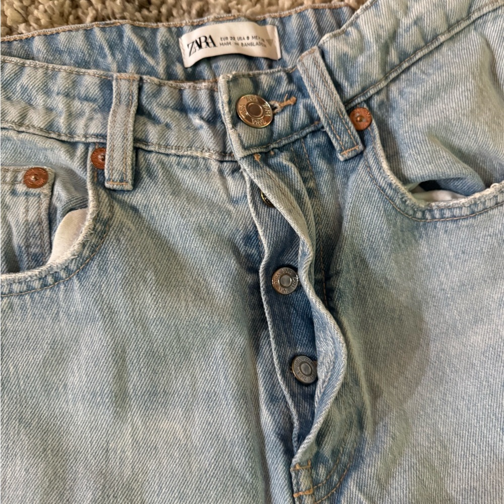 Zara Ripped Jeans - Picture 4 of 4